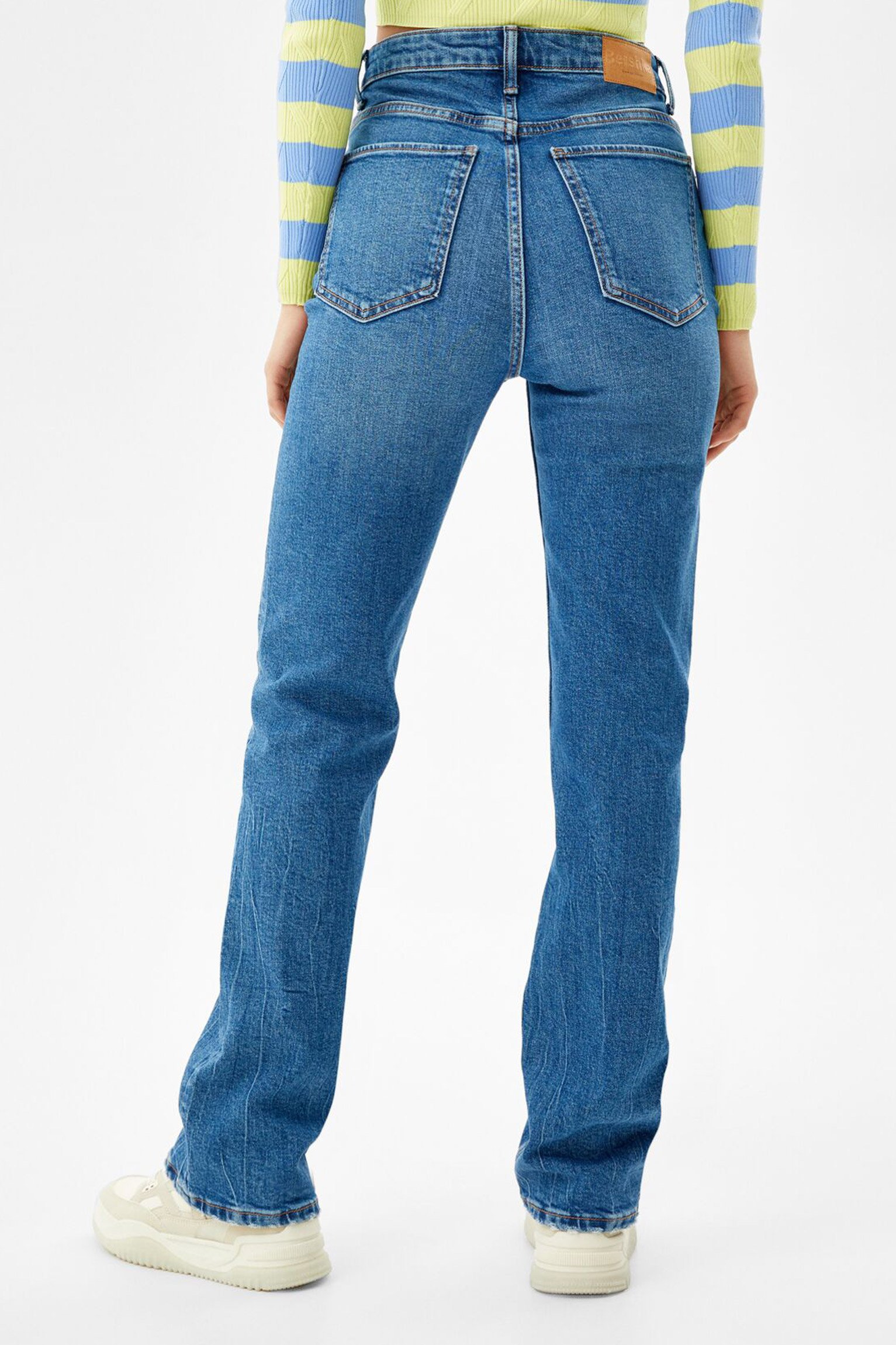 High-Rise Comfort Slim-Fit Straight-Fit Jeans - Imagem 3